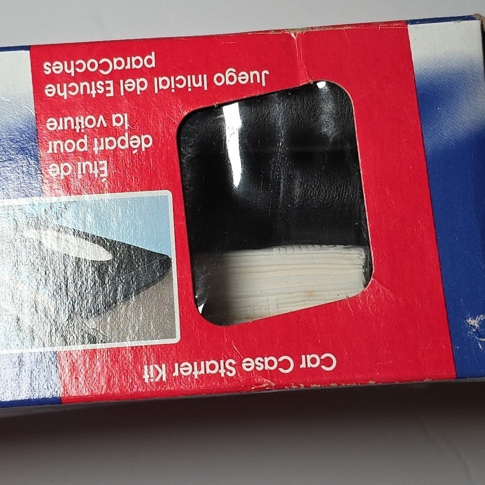 Tempo Car Visor Tissue Holder Car Case Starter Kit 2000 NEW - Picture 4 of 6
